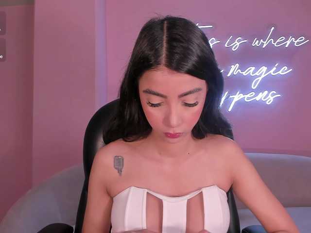 ValeriaVelvet live webcam show