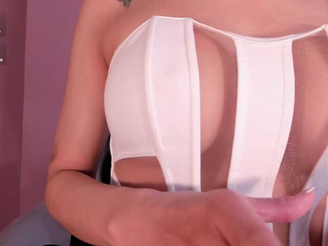 ValeriaVelvet live webcam show