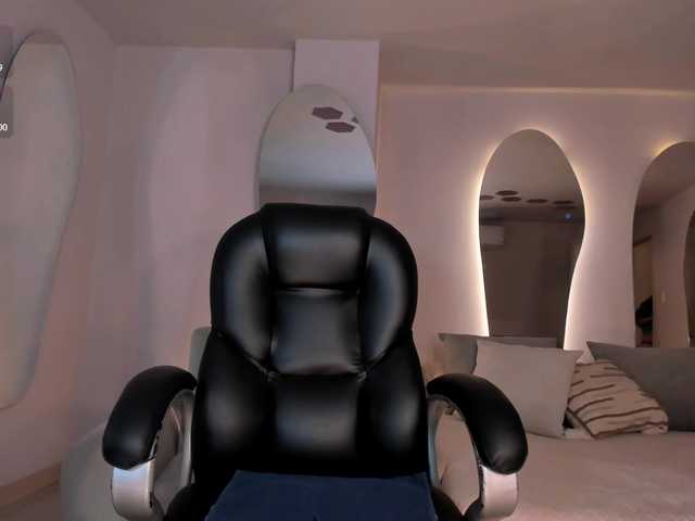 ValeriaVelvet live cam on BongaCams