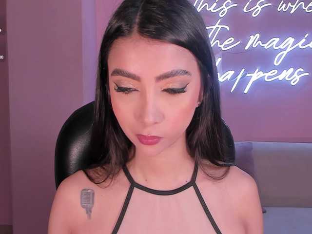 ValeriaVelvet live cam on BongaCams