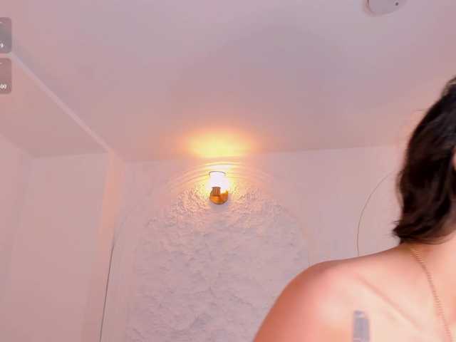 ValeriaVelvet live cam on BongaCams
