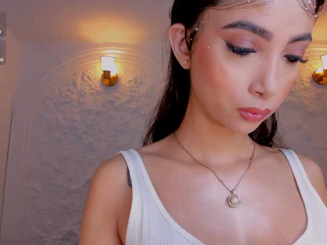 ValeriaVelvet live cam on BongaCams