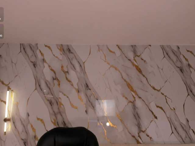 ValeriaVelvet live cam on BongaCams