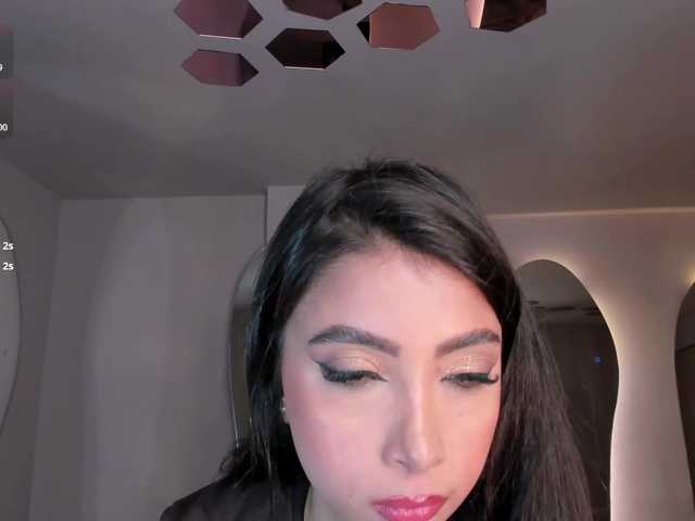 ValeriaVelvet live cam on BongaCams
