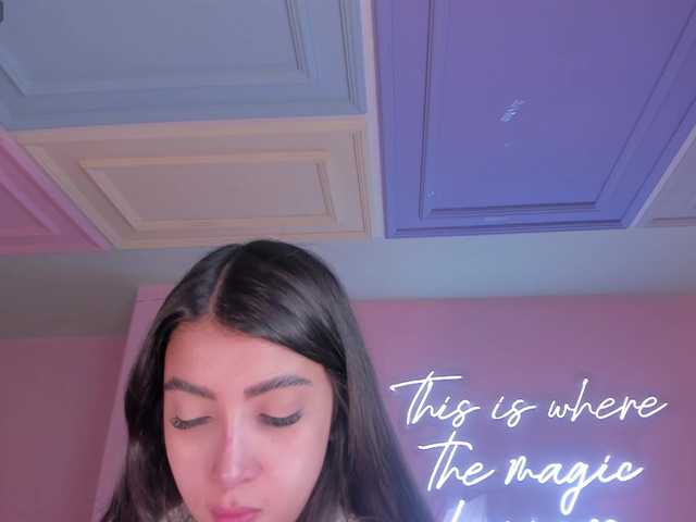 ValeriaVelvet live cam on BongaCams