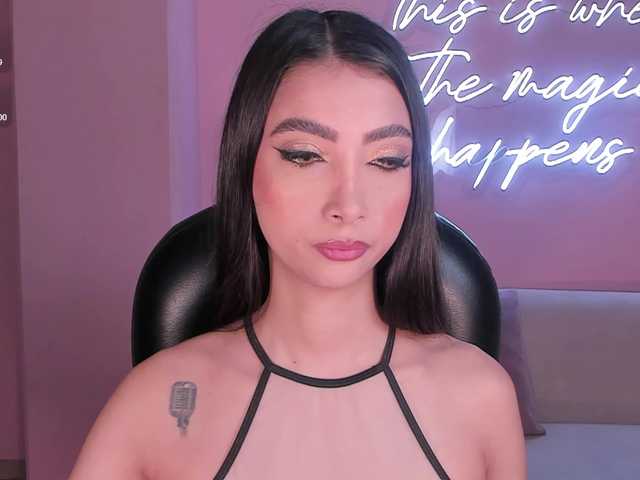 ValeriaVelvet live webcam show