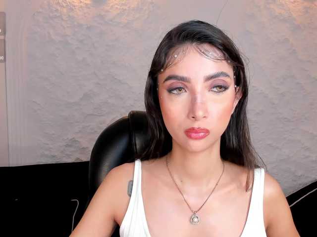 ValeriaVelvet live cam on BongaCams