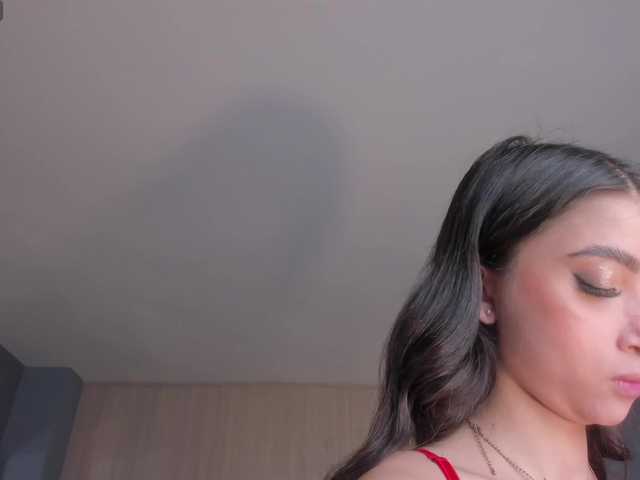 ValeriaVelvet live cam on BongaCams