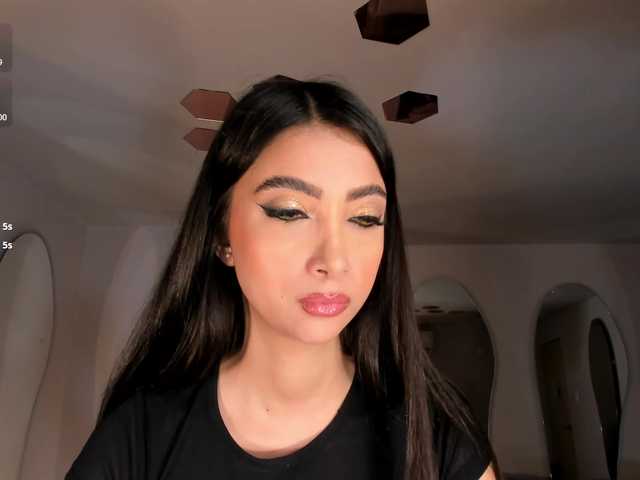 ValeriaVelvet live cam on BongaCams