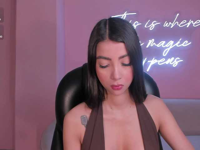 ValeriaVelvet live cam on BongaCams