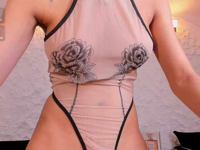 ValeriaVelvet live cam on BongaCams