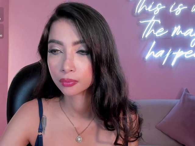 ValeriaVelvet live cam on BongaCams