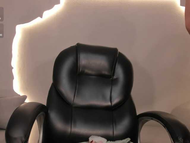 ValeriaVelvet live cam on BongaCams