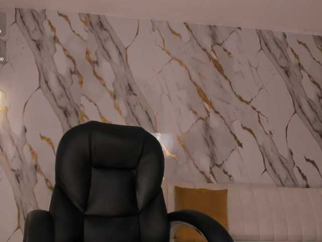 ValeriaVelvet live webcam show