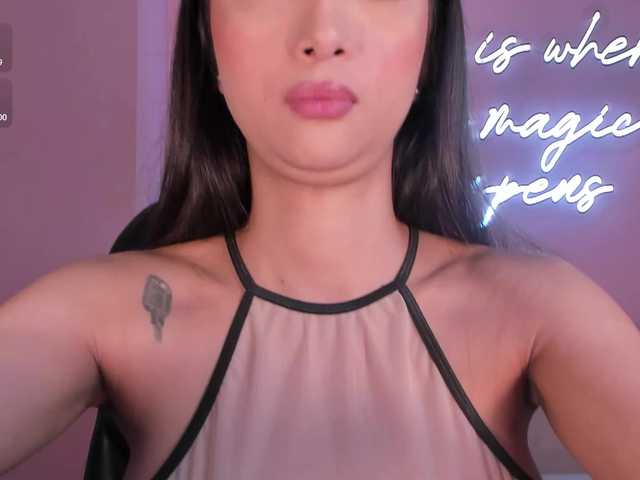 ValeriaVelvet live cam on BongaCams