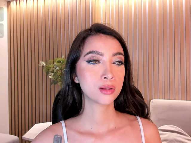 ValeriaVelvet live cam on BongaCams