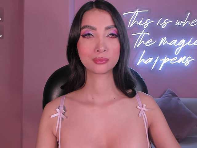 ValeriaVelvet live cam on BongaCams