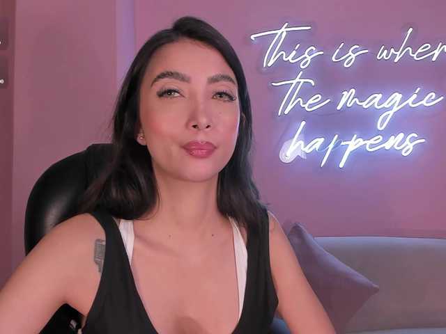 ValeriaVelvet live cam on BongaCams
