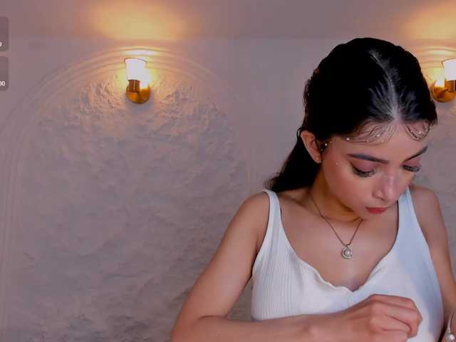 ValeriaVelvet live cam on BongaCams