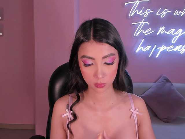 ValeriaVelvet live cam on BongaCams
