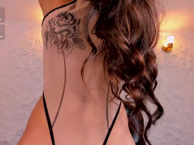 ValeriaVelvet live cam on BongaCams