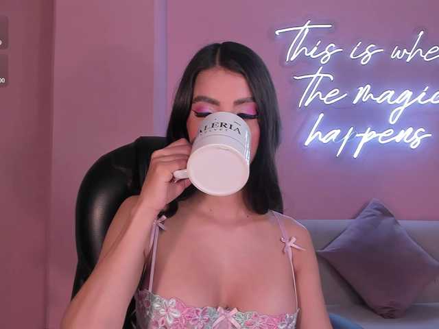ValeriaVelvet live cam on BongaCams