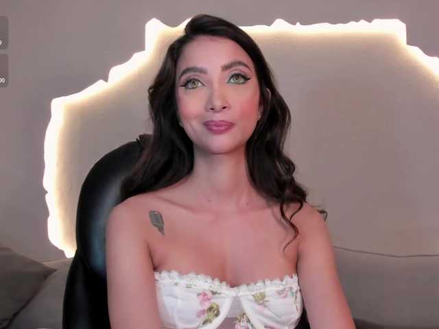 ValeriaVelvet live cam on BongaCams