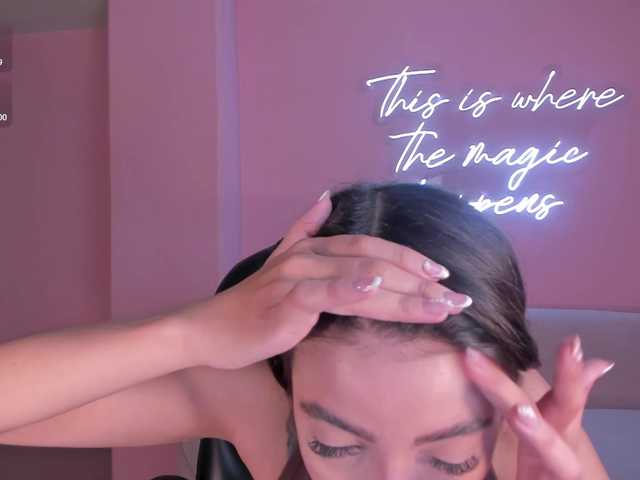 ValeriaVelvet live cam on BongaCams
