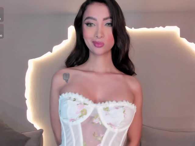 ValeriaVelvet live cam on BongaCams