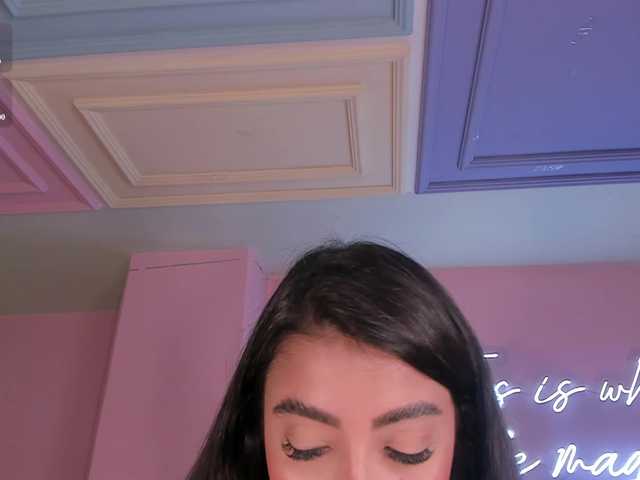 ValeriaVelvet live webcam show