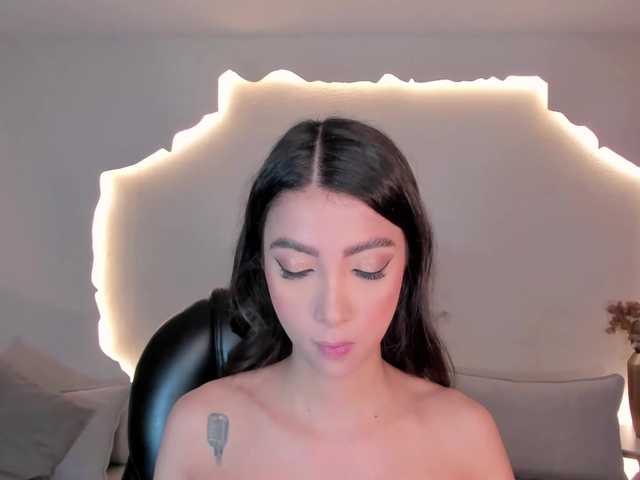 ValeriaVelvet live cam on BongaCams