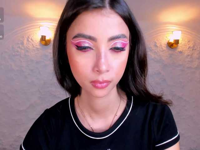 ValeriaVelvet live cam on BongaCams