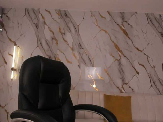 ValeriaVelvet live webcam show