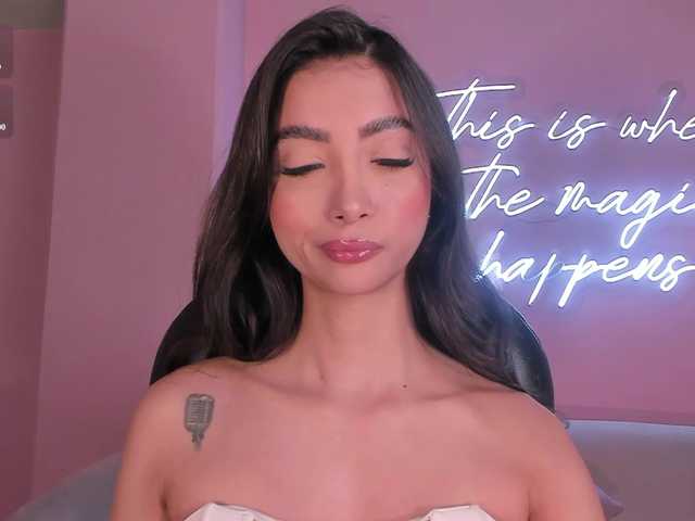 ValeriaVelvet live cam on BongaCams