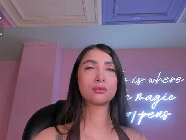 ValeriaVelvet live webcam show