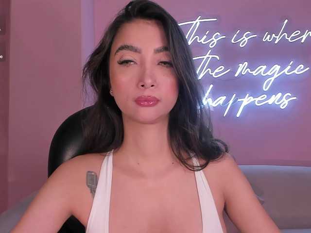 ValeriaVelvet live webcam show