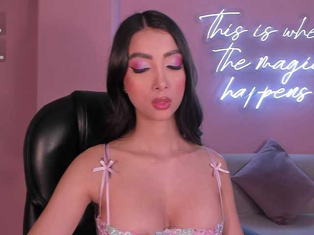 ValeriaVelvet live webcam show