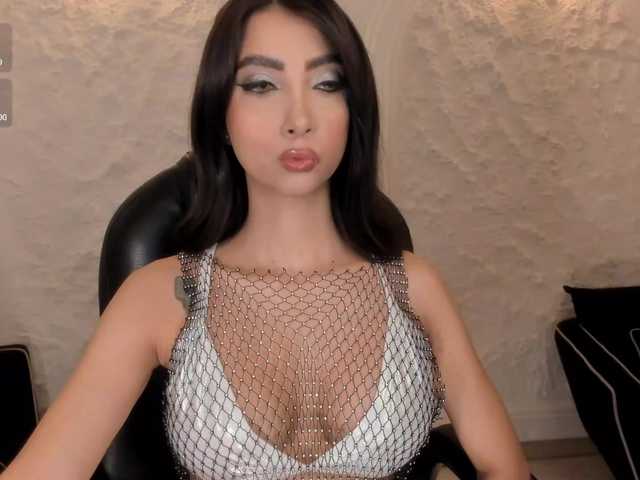 ValeriaVelvet live cam on BongaCams