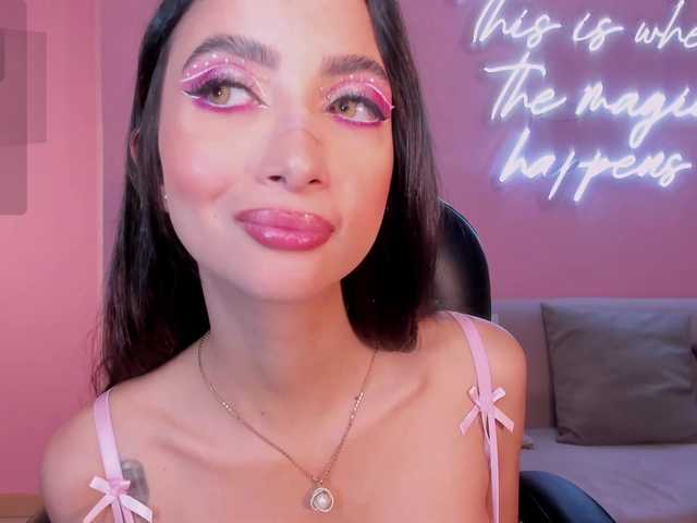 ValeriaVelvet live cam on BongaCams