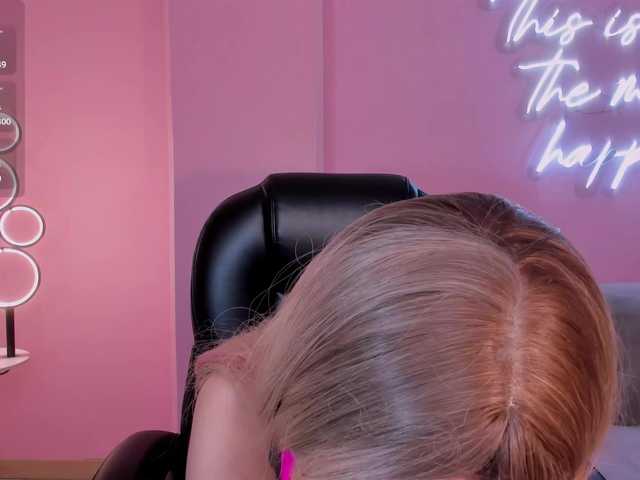 ValeriaVelvet live cam on BongaCams