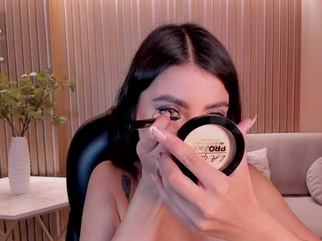 ValeriaVelvet live cam on BongaCams