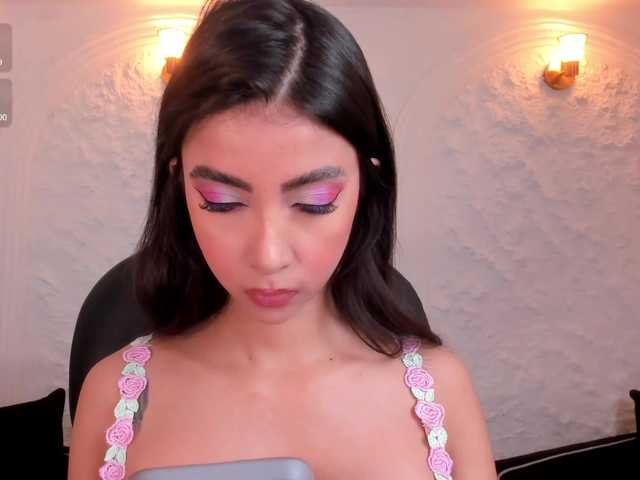 ValeriaVelvet live cam on BongaCams