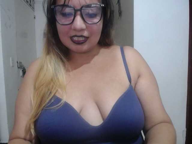 jones-scarlet live cam on BongaCams