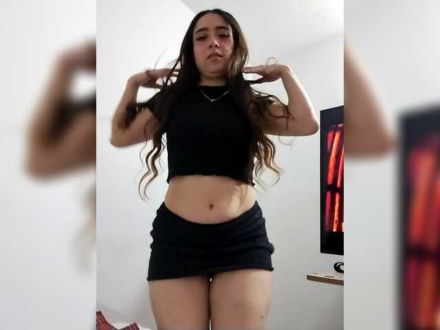 TiffanyB8's BongaCams show and profile