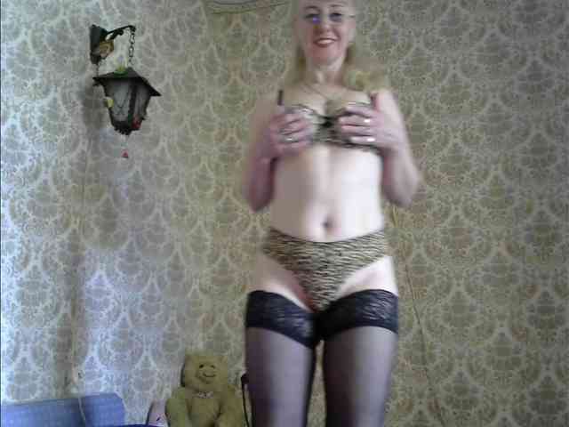 SweetieAngel webcam