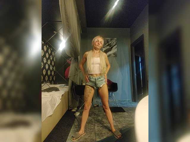 evangelina2909rus live cam on BongaCams