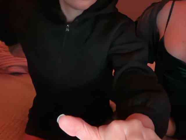 Lina77 Live Webcam on BongaCams