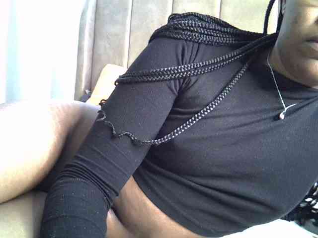 Mia-caramel webcam