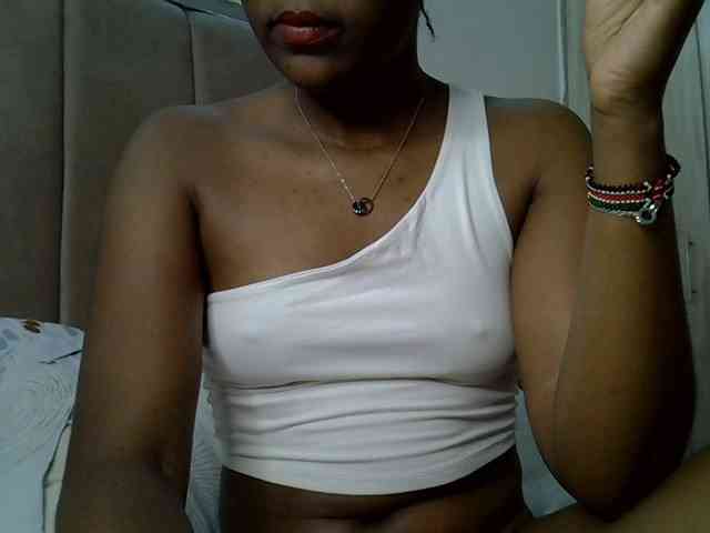 Mia-caramel webcam
