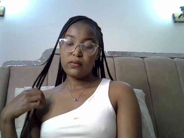 Mia-caramel webcam